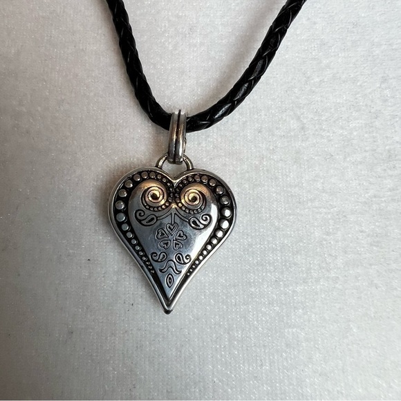 Brighton French Quarter Ophelia Heart Silver Tone Leather Necklace Minimalistic - Picture 4 of 8